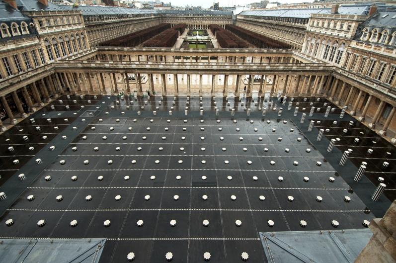 Les Deux Plateaux Monumenta Daniel Buren